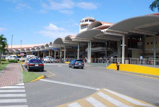 El Aeropuerto del Cibao dona 1 millón de dólares para enfrentar coronavirus.