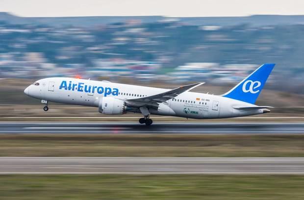 Air Europa incrementará vuelos a Santo Domingo y reinicia a Punta Cana en octubre.