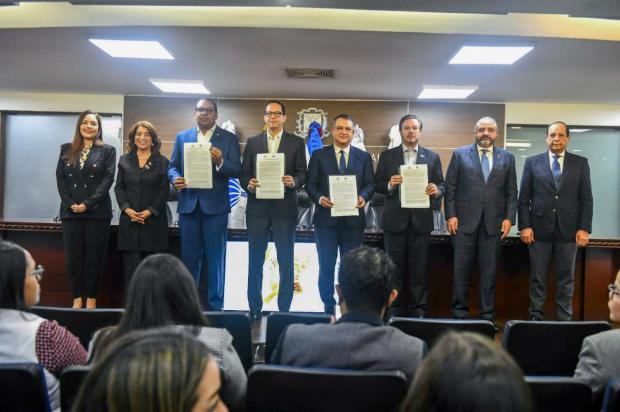 JCE y Burocracia Cero firman acuerdo para interoperabilidad del Sistema de Registro Civil