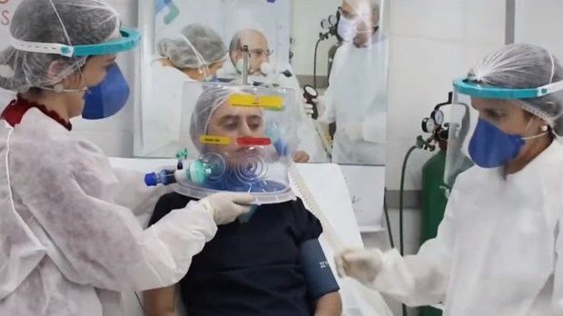 Un casco brasileño de respiración artificial reduce la intubación en un 60 %.