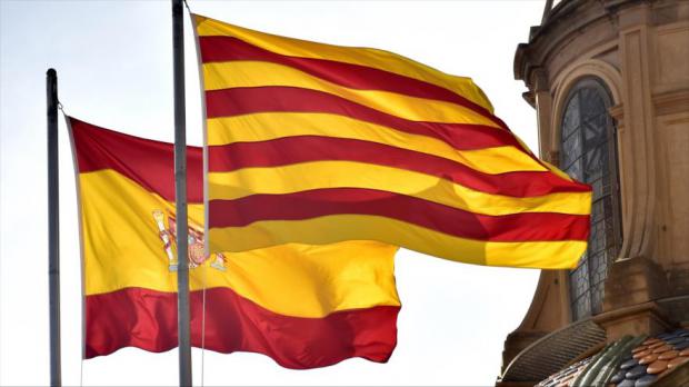 Esperan por reacciones de los políticos en Cataluña y el gobierno central de España