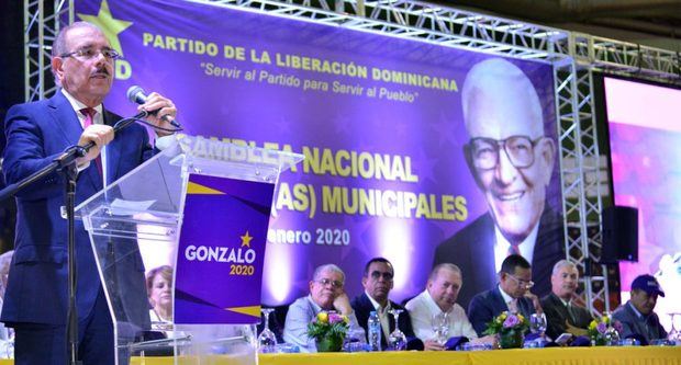 El presidente Danilo Medina habló así ante centenares de candidatos a posiciones de elección municipales del Partido de la Liberación Dominicana (PLD).