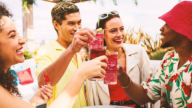 Diageo revela las tendencias de socialización para 2025 en República Dominicana y el mundo