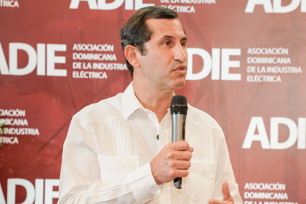 Roberto Herrera.