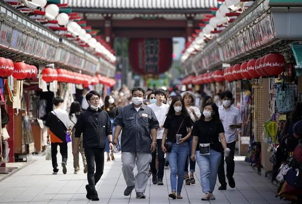 Japón amplía su campaña para promover el turismo y el consumo domésticos.