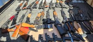 Aduanas desmantela red de contrabando con incautación de 37 armas en Haina