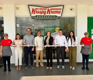 La franquicia de donas Krispy Kreme celebra su apertura número 17 en República Dominicana