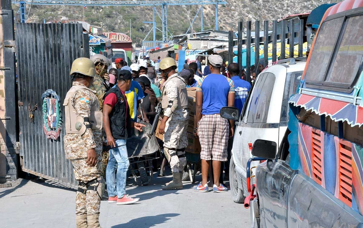 Los Haitianos Aceleran El Regreso A Su Paí­s Desde La República Dominicana Diariohispaniola L 0037