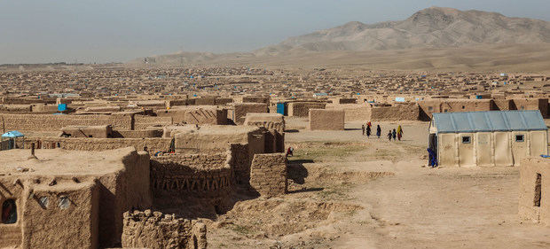 Más de 30.000 personas viven en la periferia de la ciudad afgana de Herat.