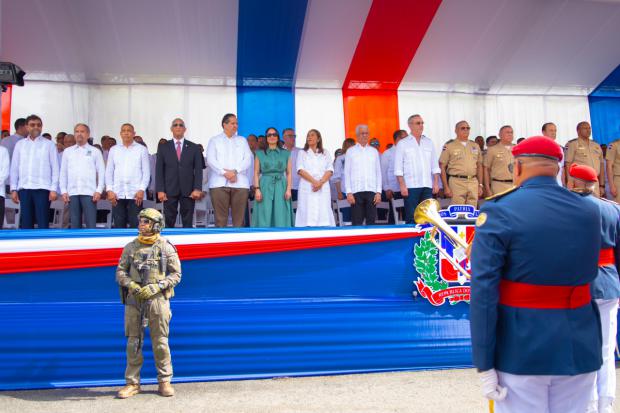 Presidente Luis Abinader apertura el “Mes de la Patria 2025” honrando la memoria de Juan Pablo Duarte
 