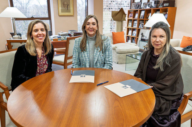 Julia Sánchez, Marisol Rodríguez Copello y Margarita Mitrov.