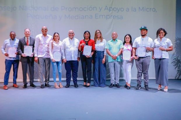 Esta entrega de créditos tiene un enfoque inclusivo, ya que más del 60% de los préstamos otorgados en esta jornada fueron destinados a microempresas lideradas por mujeres.