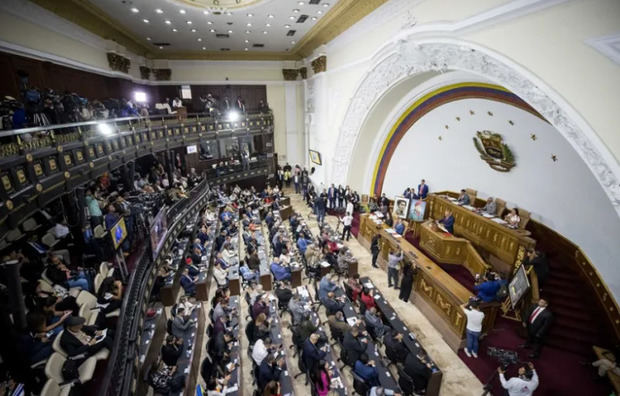 El Parlamento venezolano declara personas no gratas a nueve expresidentes latinoamericanos