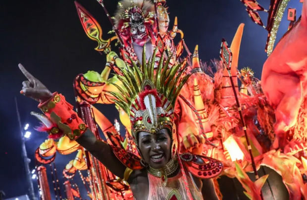 Río espera seis millones de personas bailando en sus calles en el carnaval de este año