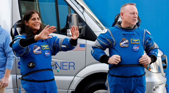 El lanzamiento desde Florida de la décima misión comercial de la NASA y SpaceX a la Estación Espacial Internacional (EEI) fue suspendido este miércoles a última hora debido a un problema hidráulico de un brazo de sujeción.