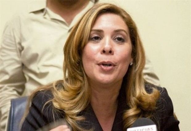Candidata vicepresidencial de la Fuerza del Pueblo, FP, Sergia Mejía de Séliman.