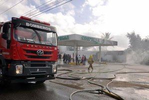 El incendio en planta de gas de Santiago suma ya 11 ví­ctimas fatales