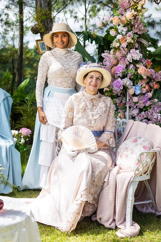 Naysi Pérez y Judith O'Nell.