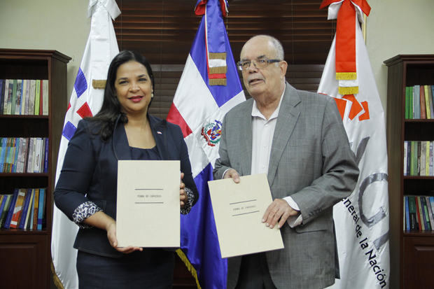 El Archivo General de la Nación (AGN) y la Dirección General de Cine (DGCINE), a través de su dependencia la Cinemateca Dominicana, suscribieron, el pasado 25 de noviembre, un convenio de colaboración.