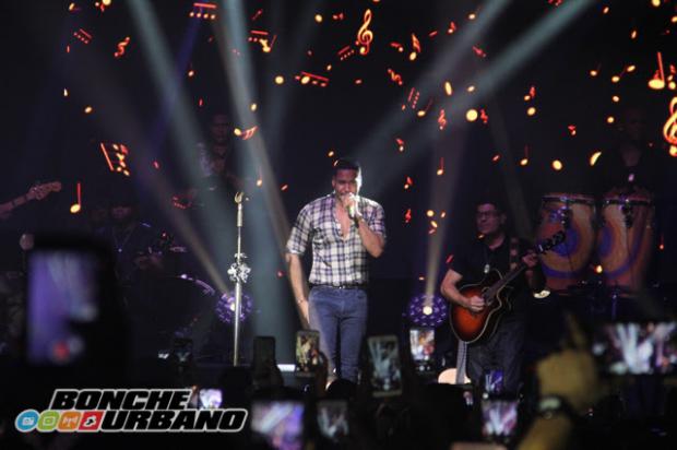 Romeo Santos en concierto privado para sus fans en NYC
