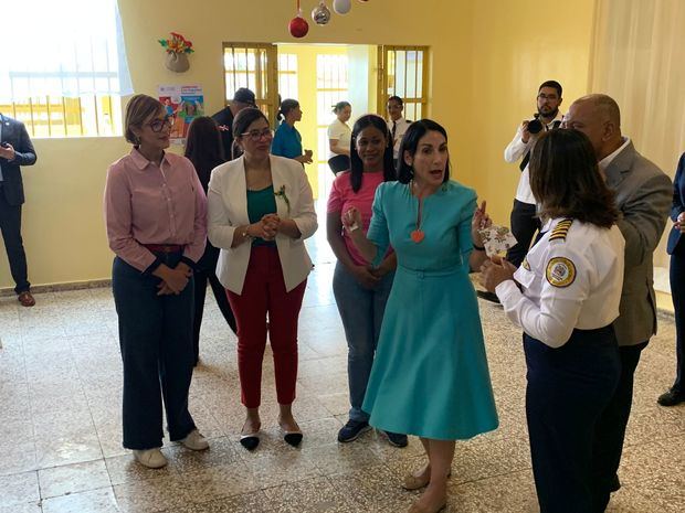 Primera dama celebra la navidad Centro de Corrección y Rehabilitación de Najayo Mujeres