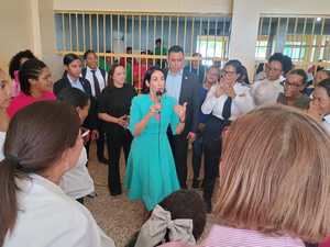 Raquel Arbaje celebra la Navidad con internas del Centro de Corrección Najayo Mujeres