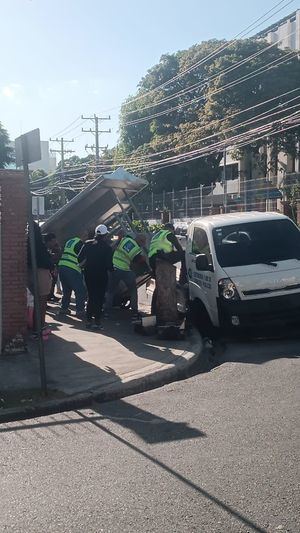 Alcaldía del Distrito Nacional recupera espacios públicos en la Zona Universitaria