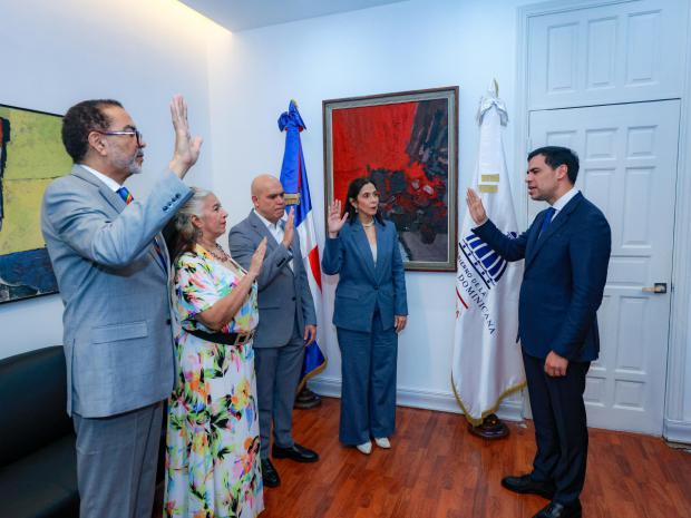 Roberto Ángel Salcedo promete revitalizar la identidad cultural dominicana