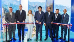 Collado inaugura stand de República Dominicana en Top Resa 2024