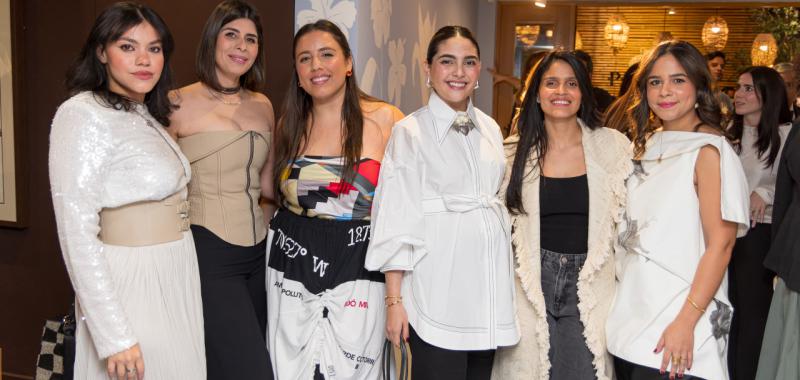 Carla Dominguez, Giovanna Vásquez, Laura García, Nicole Marie Betances, Mayle Vásquez y María José Espaillat