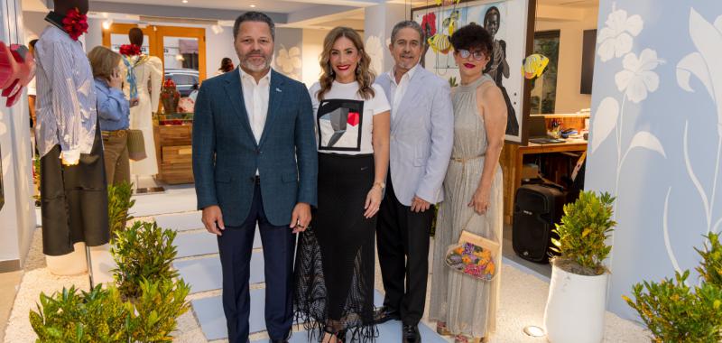 Eduardo Cruz, Karina Cortorreal, Juan Julio Bodden y Tamara de Bodden.